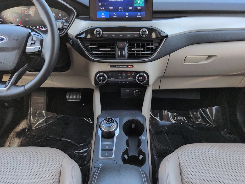 Thumbnail: 2021 Ford Escape - 14