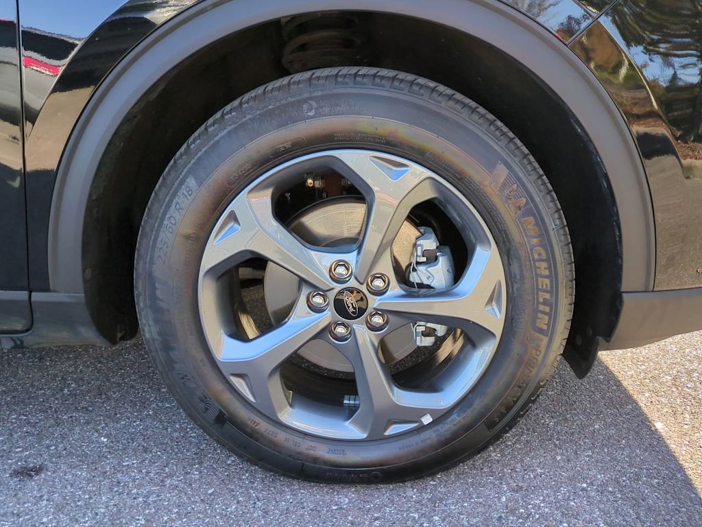 Thumbnail: 2025 Ford Escape - 7