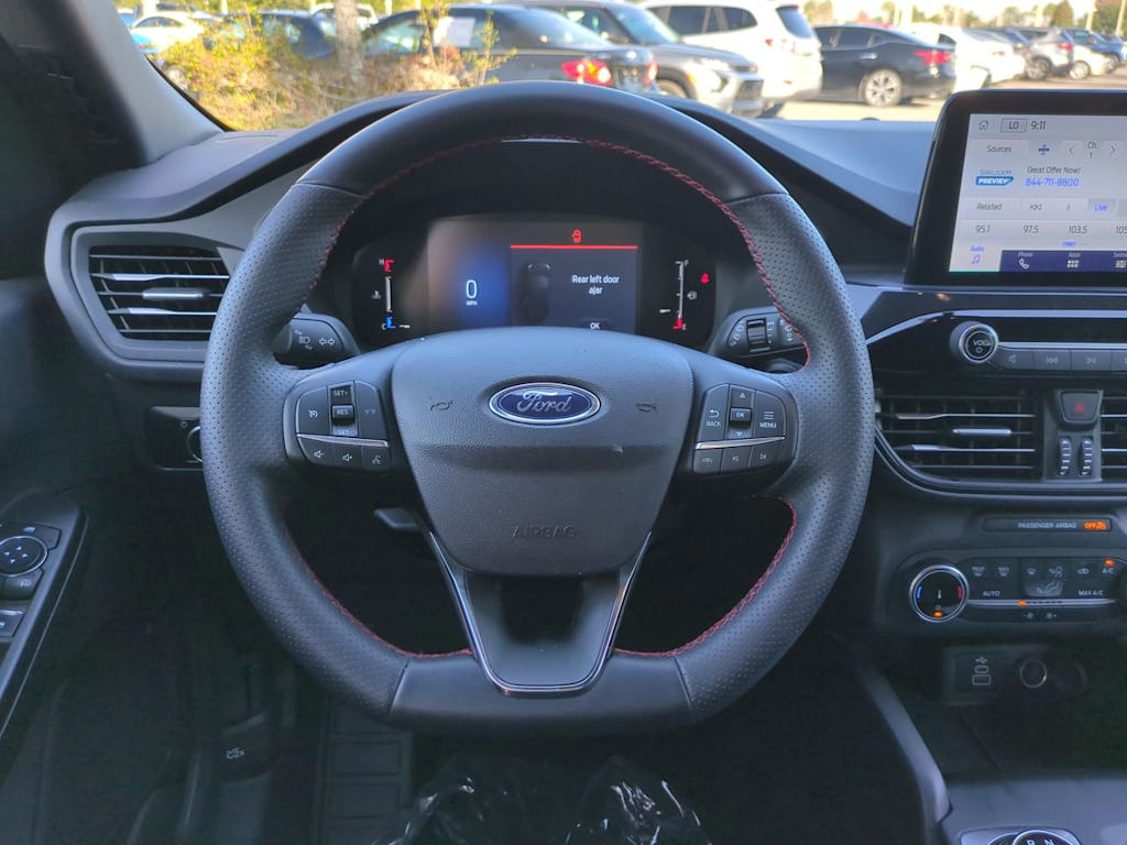 Thumbnail: 2025 Ford Escape - 8