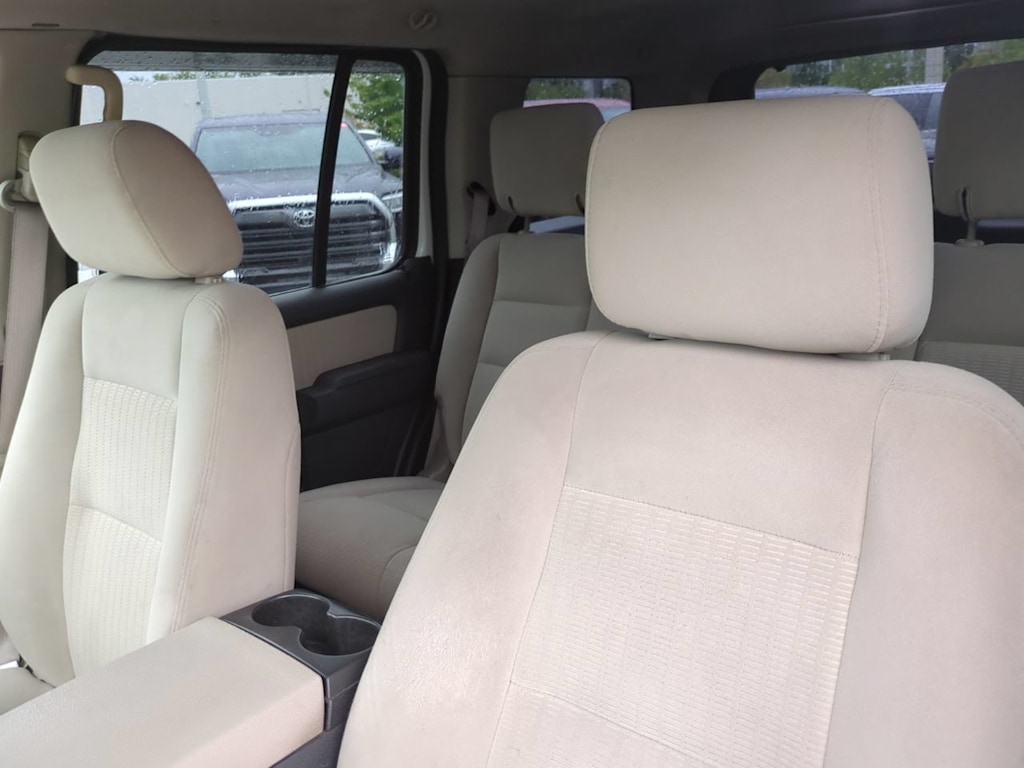 Thumbnail: 2008 Ford Explorer - 10