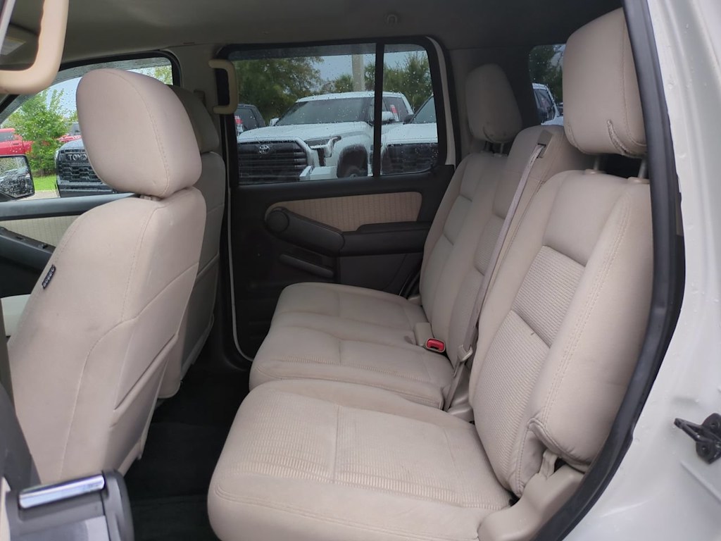 Thumbnail: 2008 Ford Explorer - 11