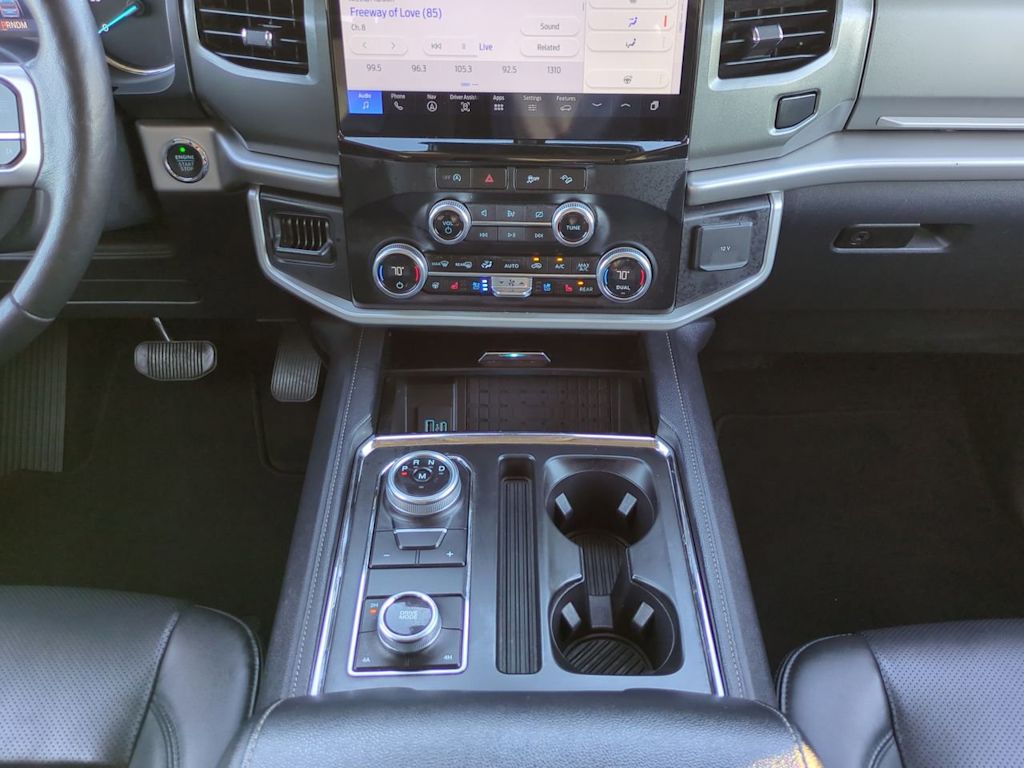 Thumbnail: 2024 Ford Expedition MAX - 21