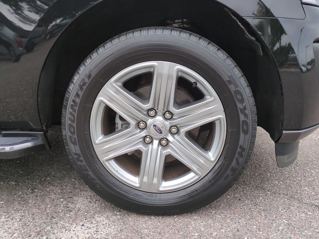 Thumbnail: 2021 Ford Expedition - 8