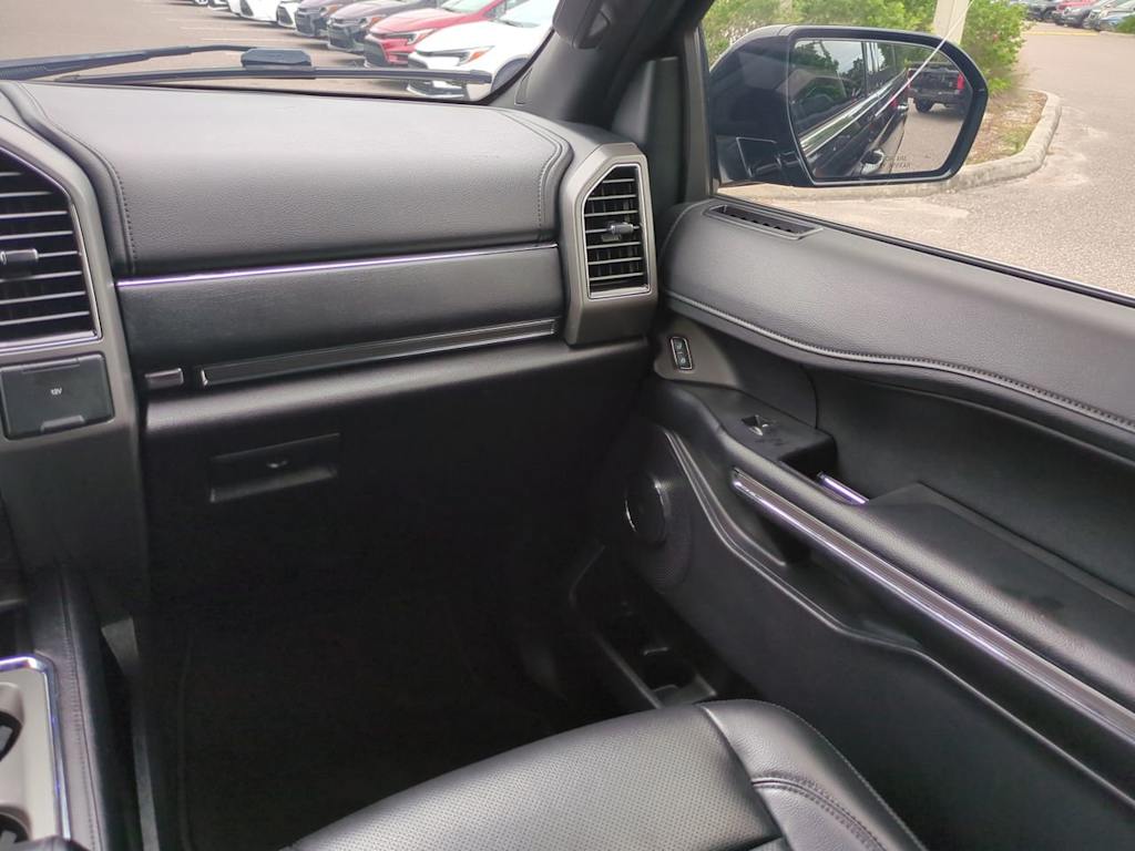 Thumbnail: 2021 Ford Expedition - 21