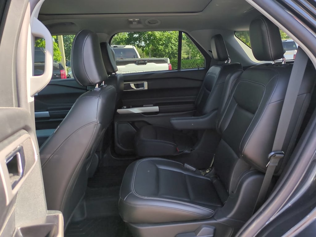 Thumbnail: 2022 Ford Explorer - 22