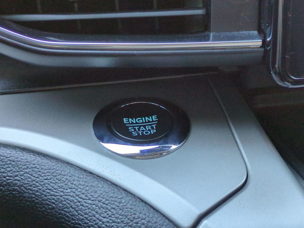 Thumbnail: 2022 Ford Explorer - 26