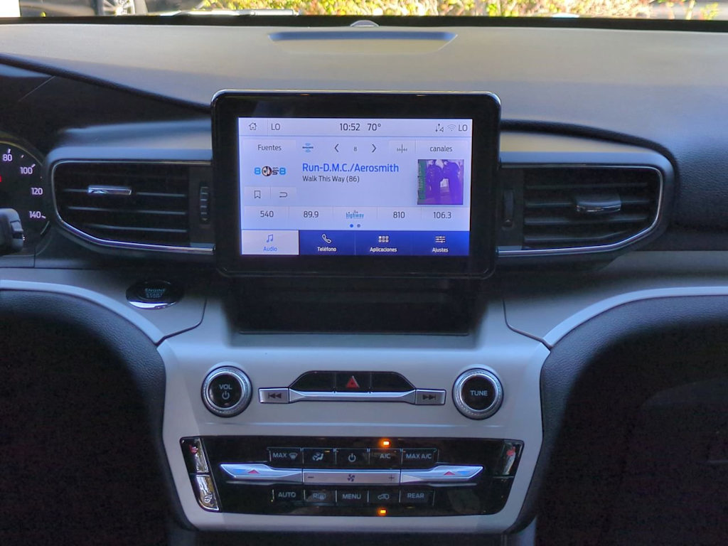 Thumbnail: 2022 Ford Explorer - 12