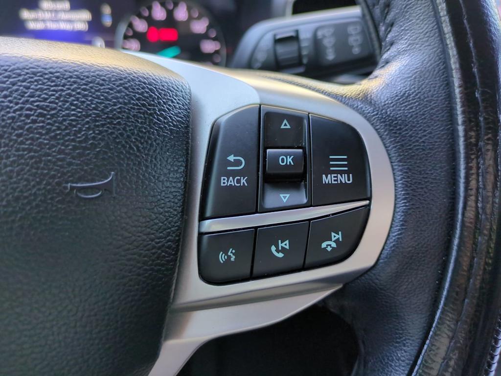 Thumbnail: 2022 Ford Explorer - 25