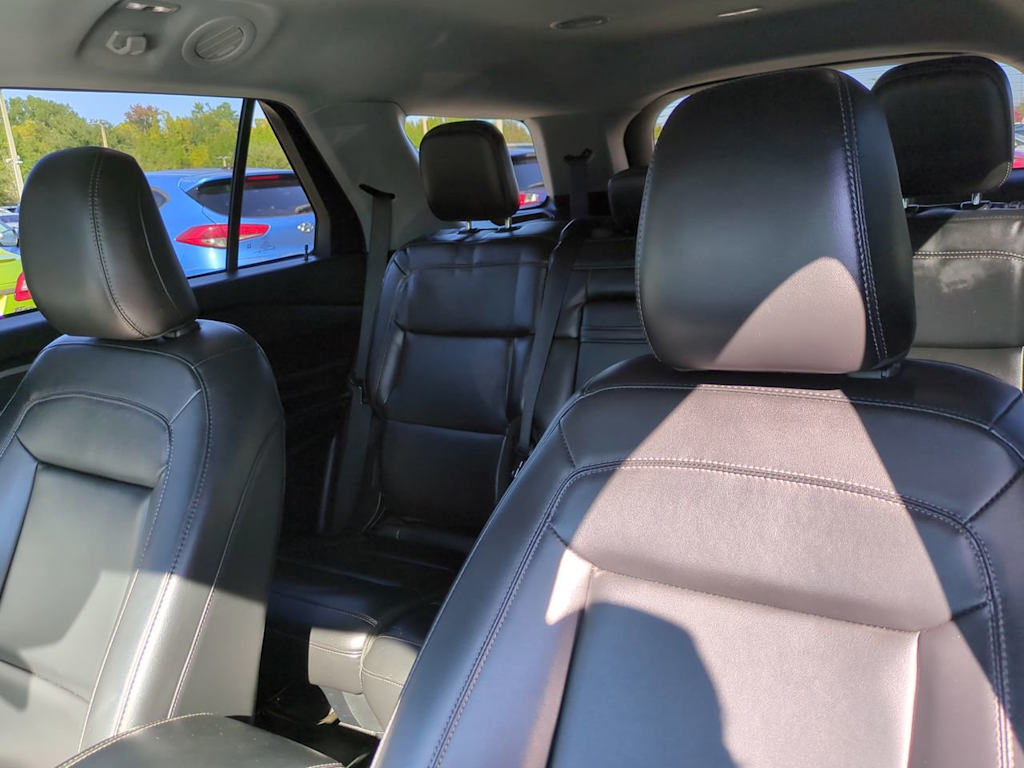 Thumbnail: 2022 Ford Explorer - 10