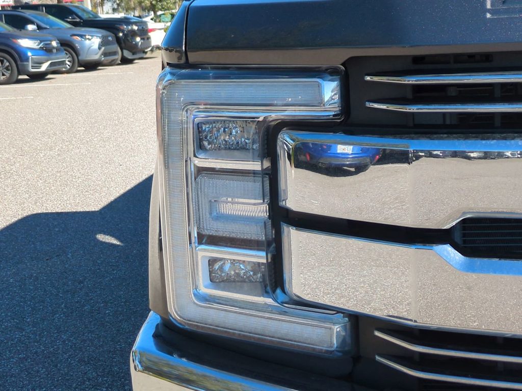 Thumbnail: 2019 Ford F-350 - 18