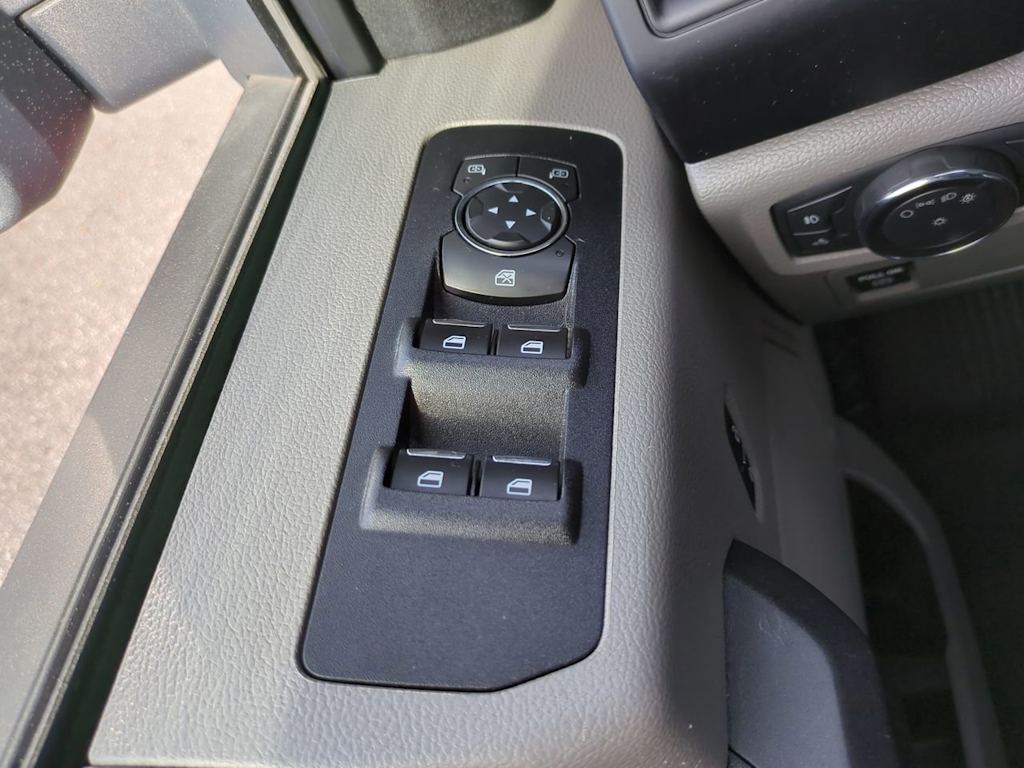 Thumbnail: 2018 Ford F-150 - 23