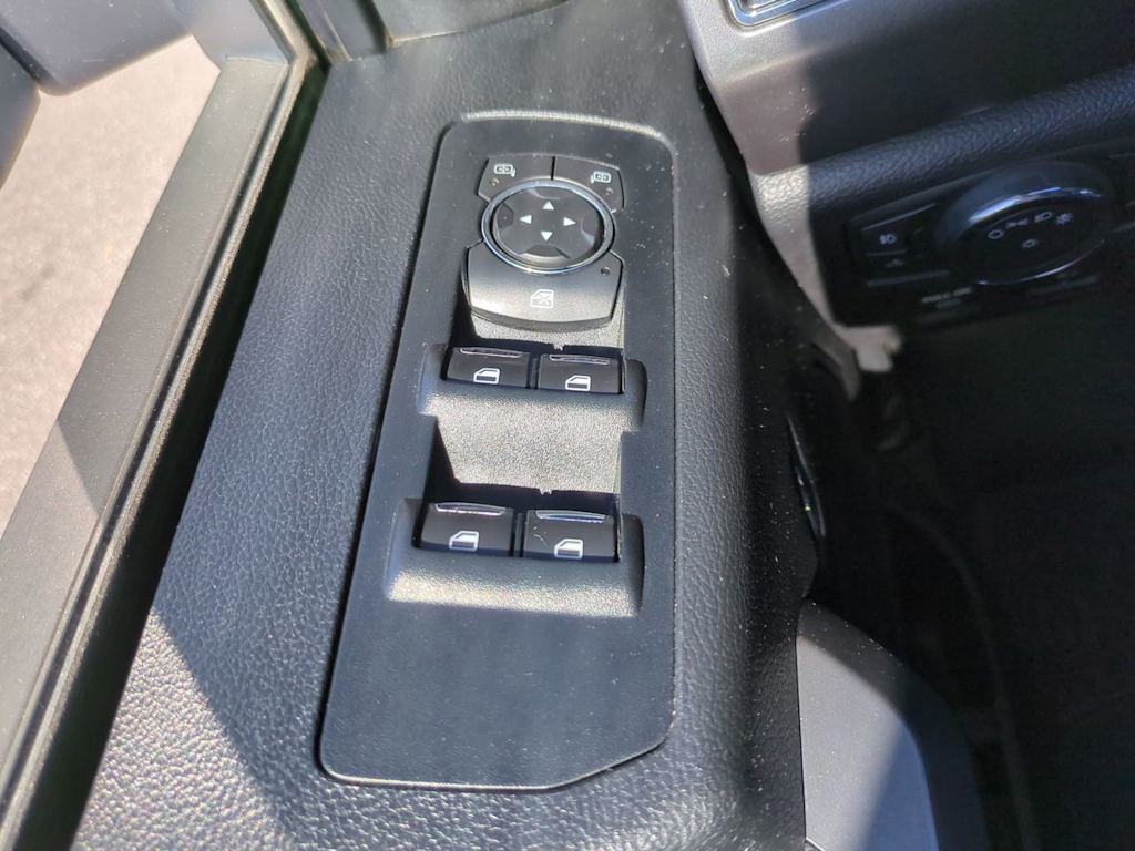 Thumbnail: 2018 Ford F-150 - 25