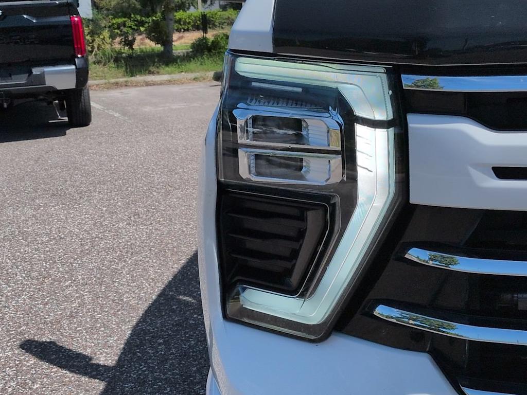 Thumbnail: 2024 Chevrolet Silverado 2500 - 16