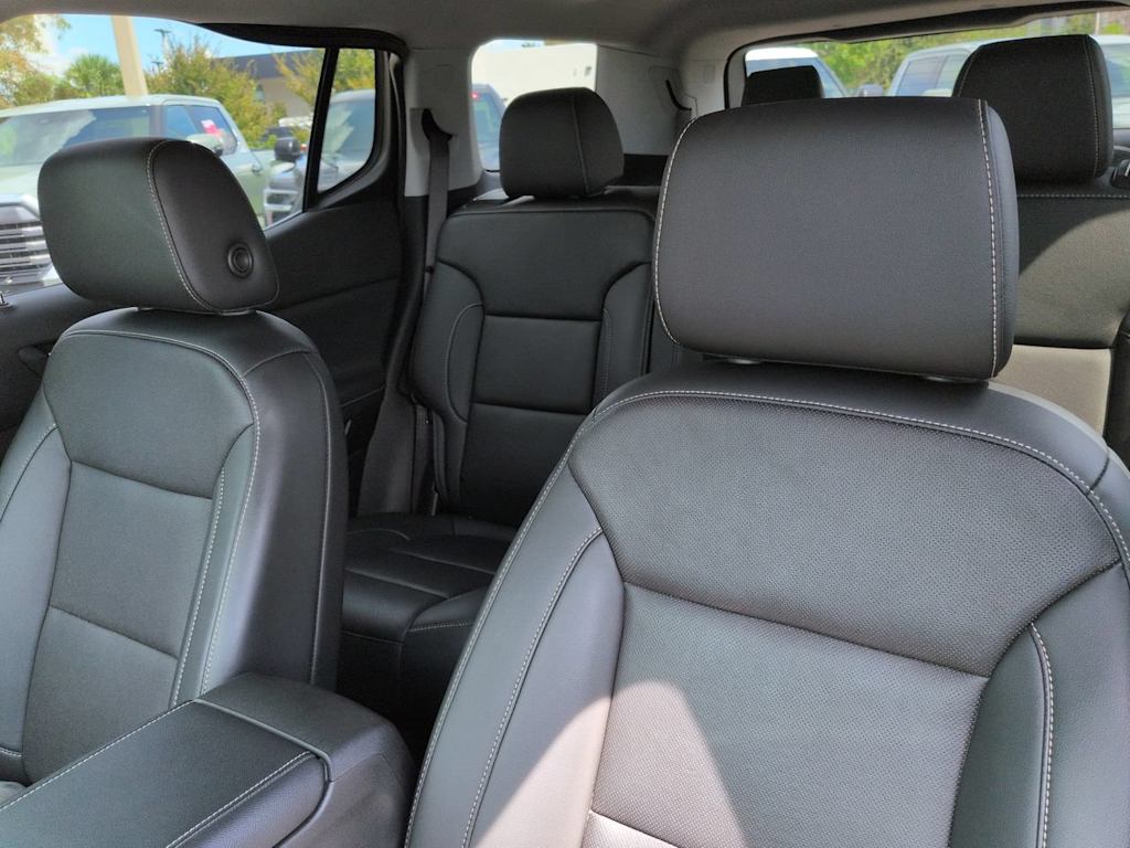 Thumbnail: 2021 GMC Acadia - 16