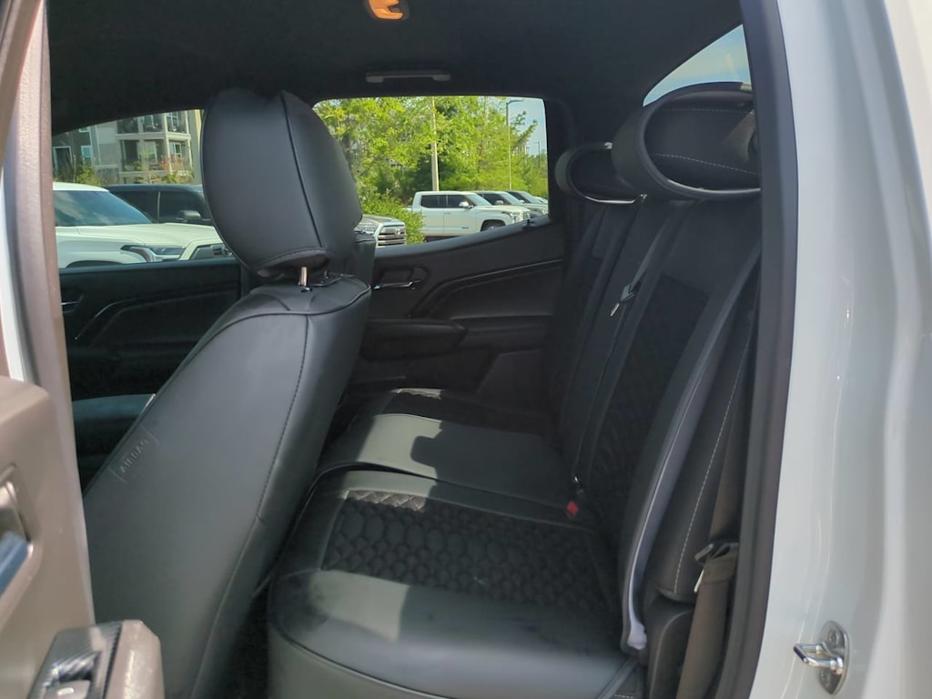 Thumbnail: 2024 GMC Canyon - 11