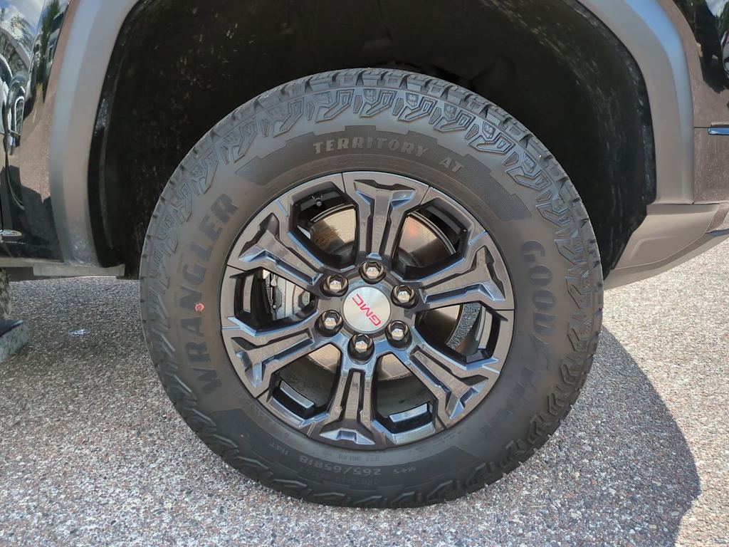Thumbnail: 2023 GMC Canyon - 7