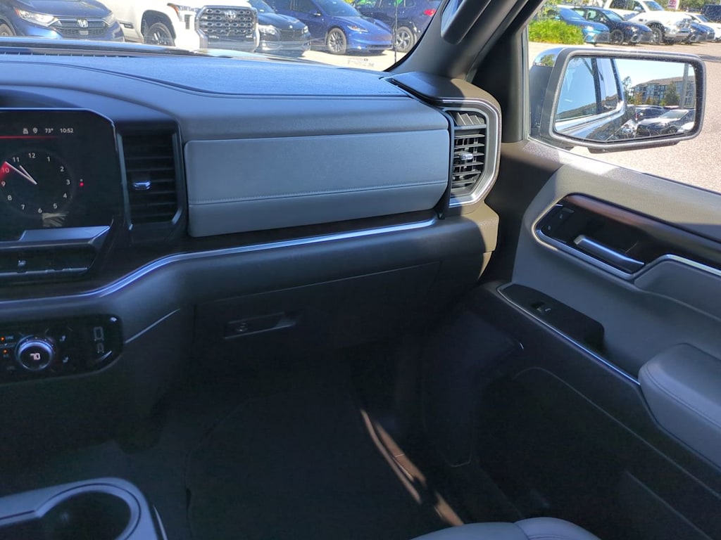 Thumbnail: 2024 GMC Sierra 1500 - 13