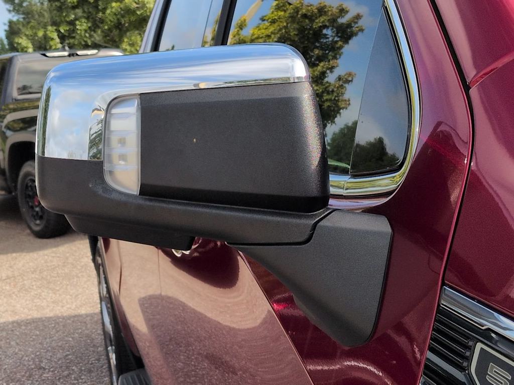 Thumbnail: 2022 GMC Sierra 1500 - 19