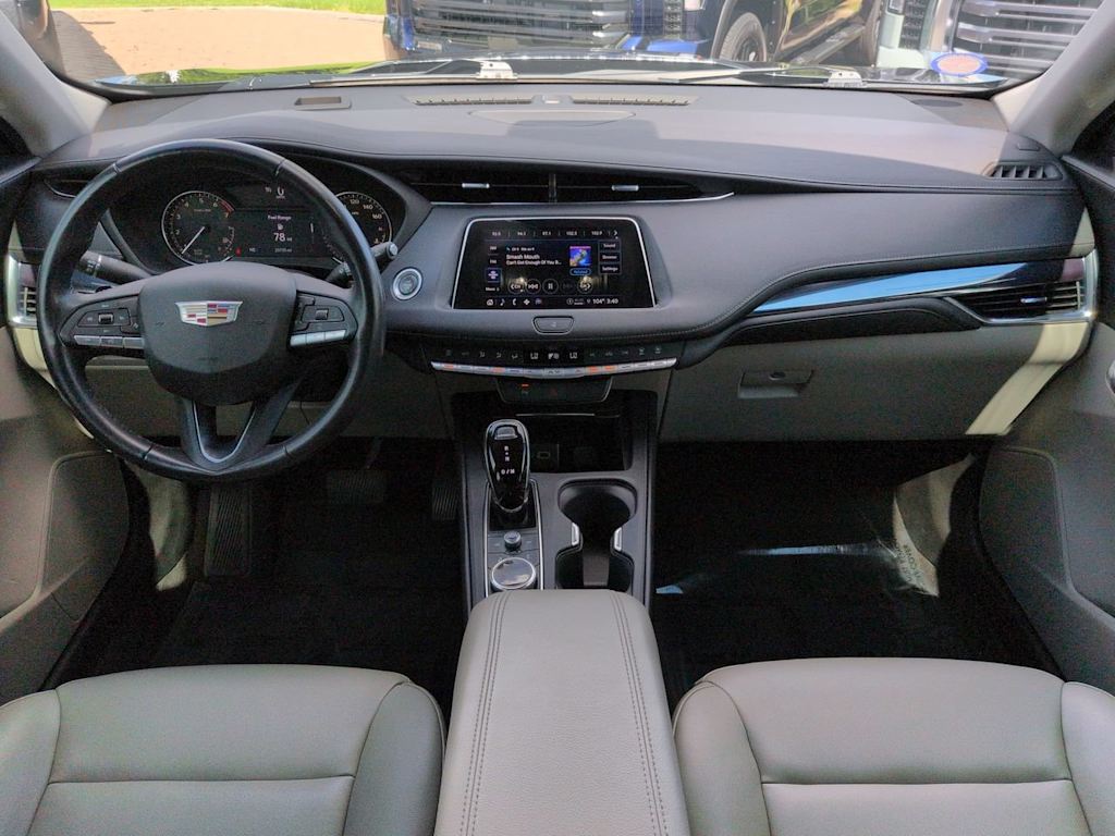 Thumbnail: 2023 Cadillac XT4 - 2