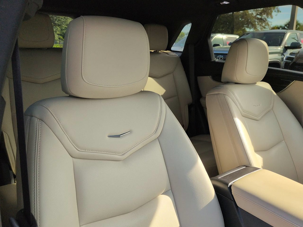 Thumbnail: 2019 Cadillac XT5 - 10