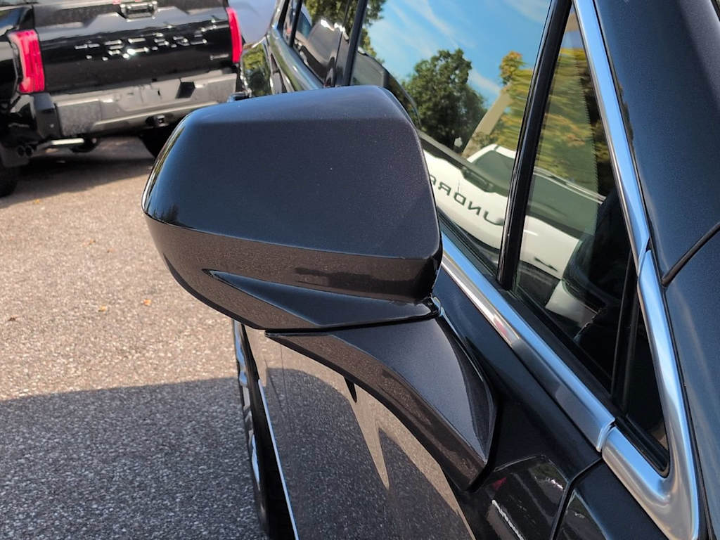 Thumbnail: 2019 Cadillac XT5 - 19