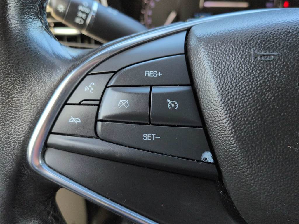 Thumbnail: 2019 Cadillac XT5 - 23