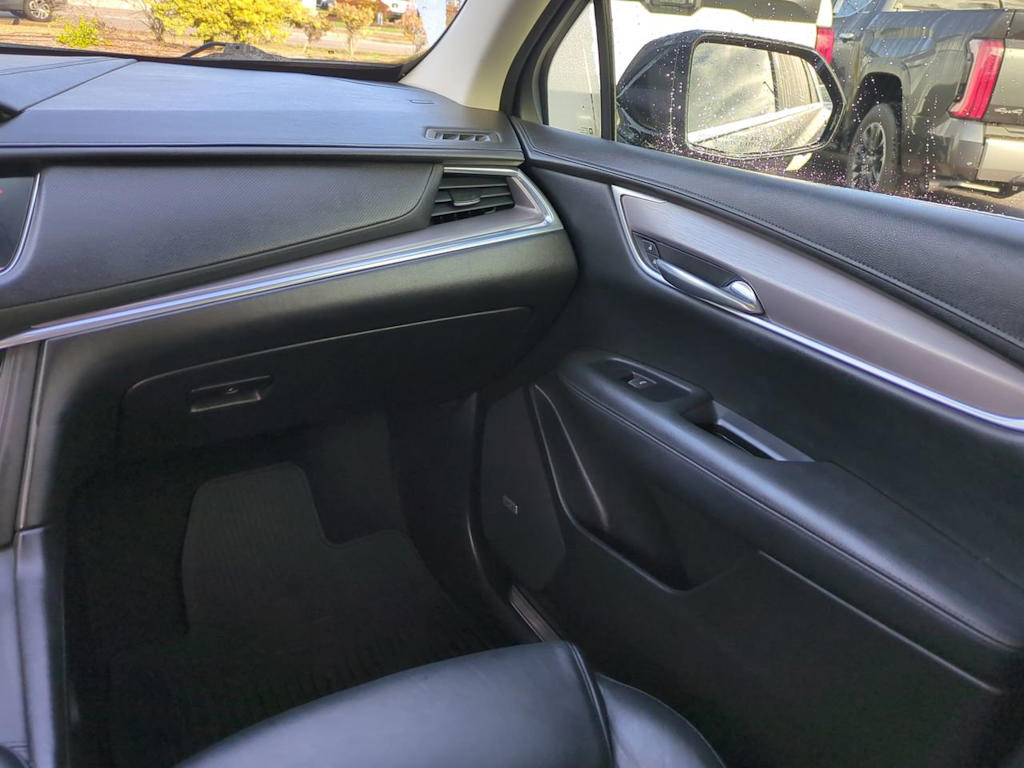 Thumbnail: 2018 Cadillac XT5 - 20