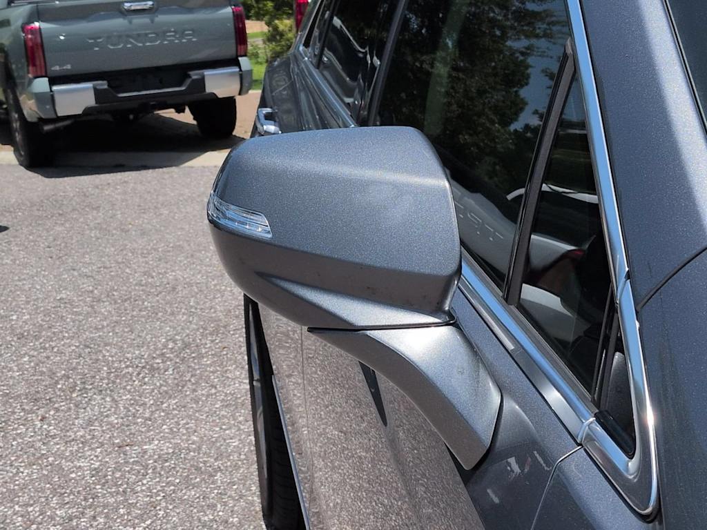 Thumbnail: 2021 Cadillac XT5 - 20