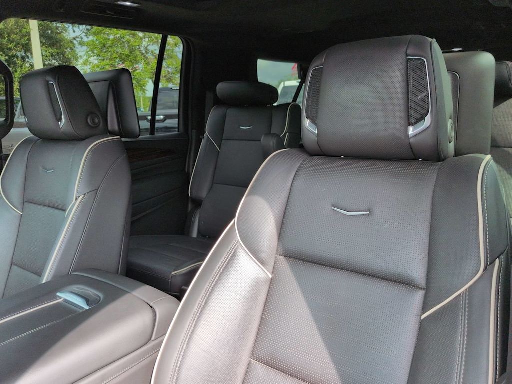 Thumbnail: 2023 Cadillac Escalade - 11