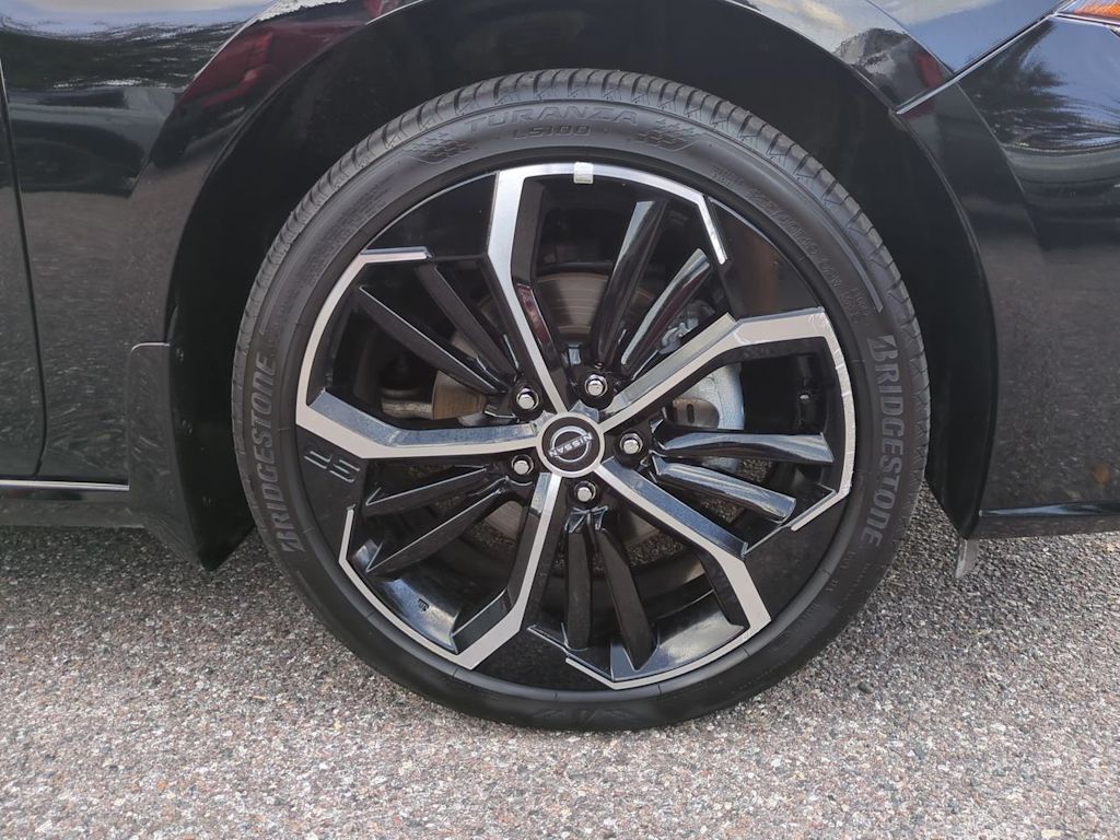 Thumbnail: 2025 Nissan Altima - 8