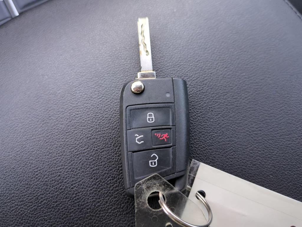 Thumbnail: 2018 Volkswagen Atlas - 15