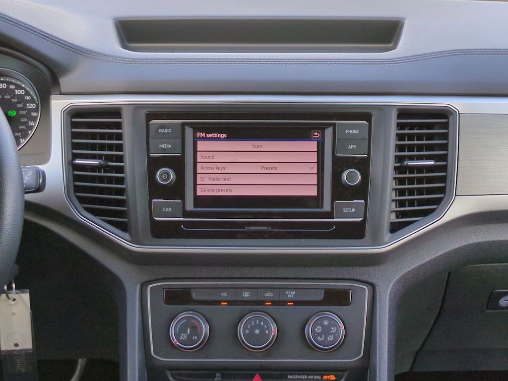 Thumbnail: 2018 Volkswagen Atlas - 13