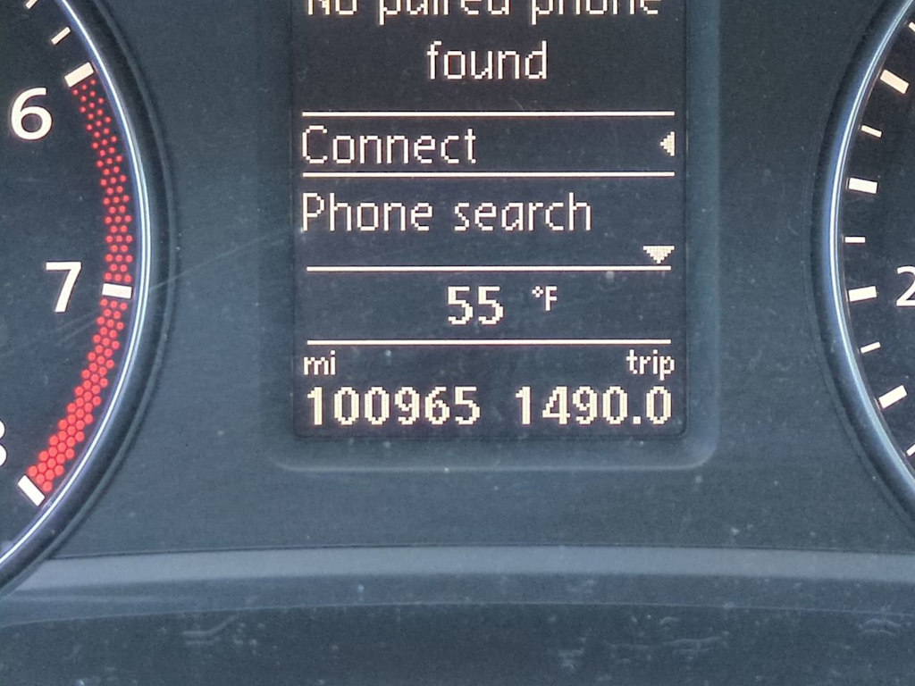 Thumbnail: 2013 Volkswagen Passat - 14