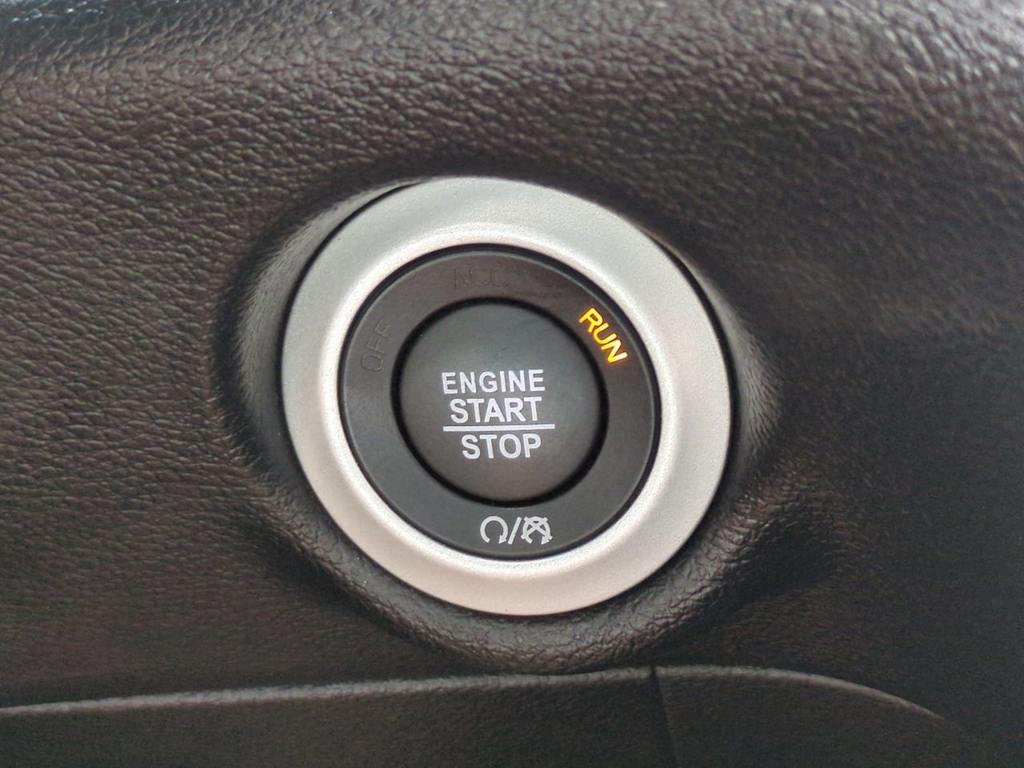 Thumbnail: 2025 Chrysler Pacifica - 28