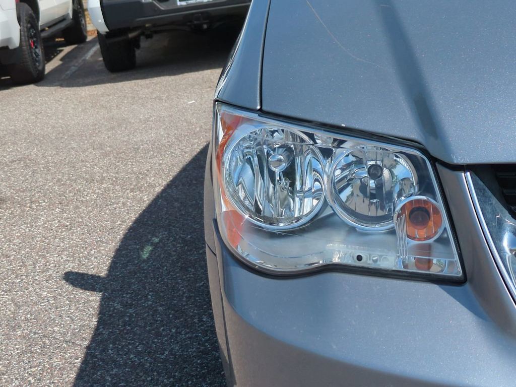 Thumbnail: 2019 Dodge Grand Caravan - 18