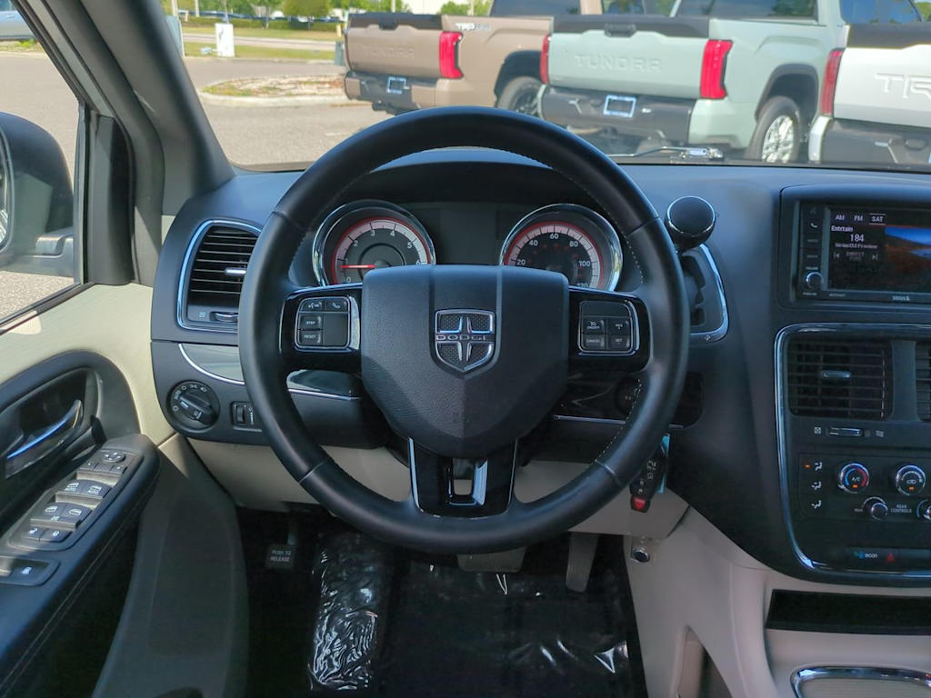 Thumbnail: 2019 Dodge Grand Caravan - 8