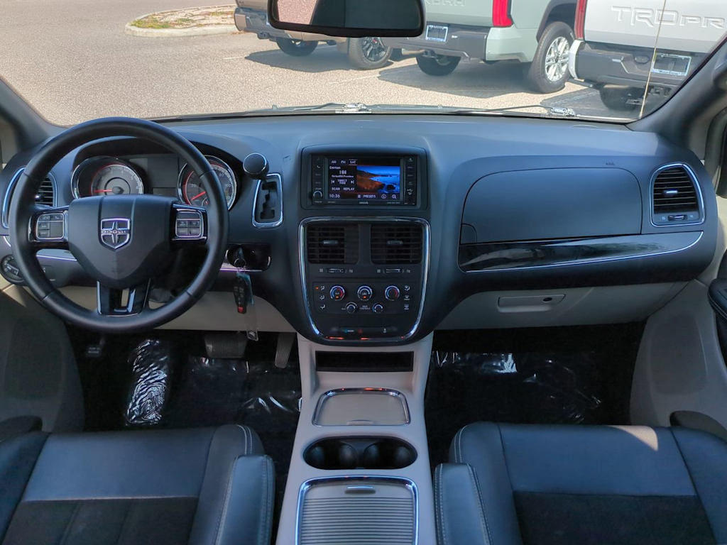 Thumbnail: 2019 Dodge Grand Caravan - 2