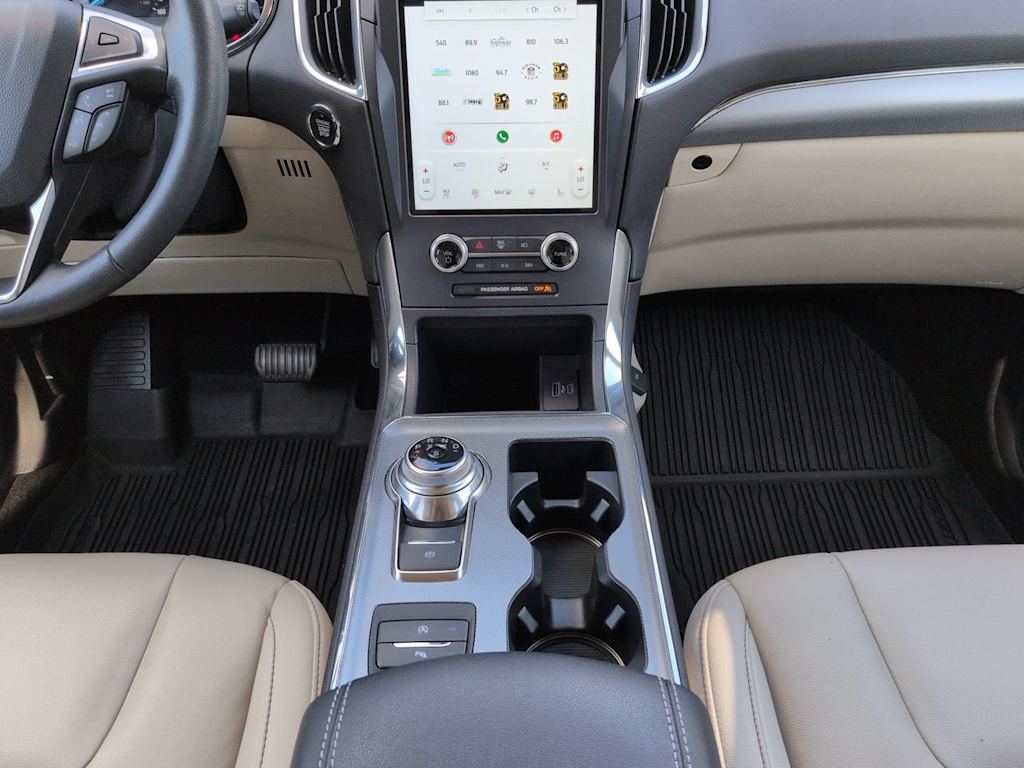 Thumbnail: 2021 Ford Edge - 13