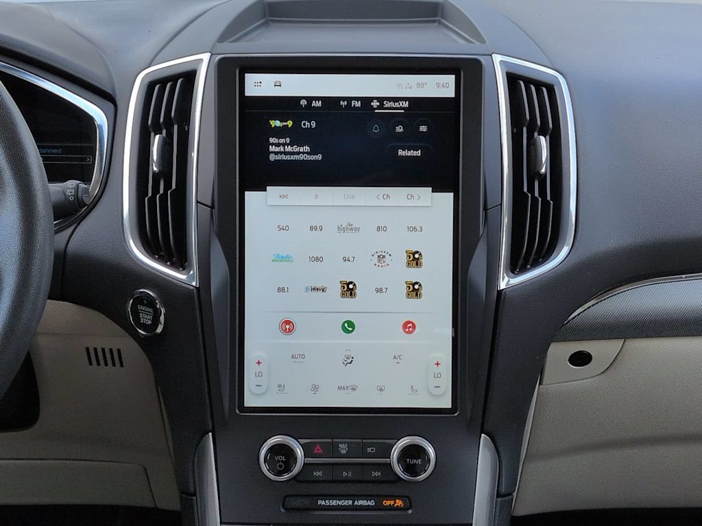 Thumbnail: 2021 Ford Edge - 12