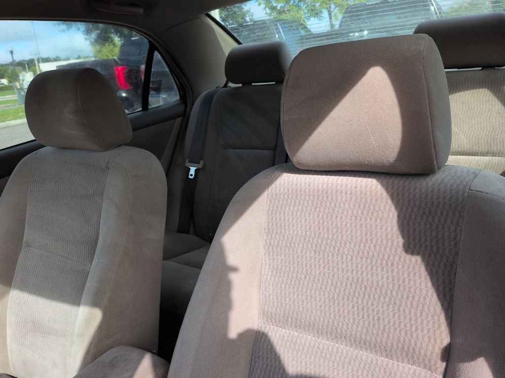 Thumbnail: 2005 Toyota Corolla - 11