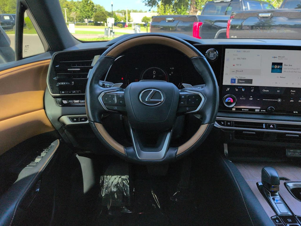 Thumbnail: 2024 Lexus RX - 9