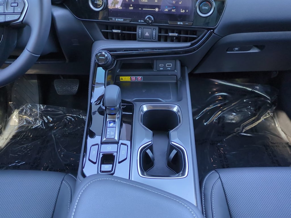 Thumbnail: 2025 Lexus ES - 14