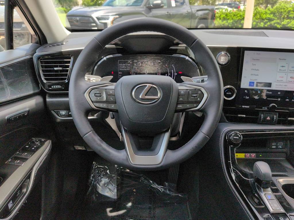 Thumbnail: 2024 Lexus ES - 8