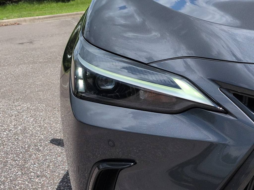 Thumbnail: 2024 Lexus ES - 18
