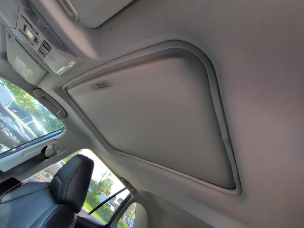 Thumbnail: 2019 Toyota RAV4 - 14