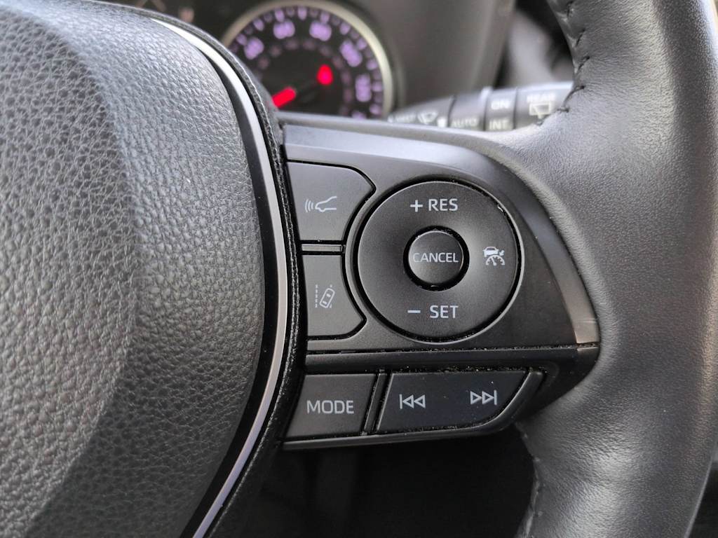 Thumbnail: 2019 Toyota RAV4 - 26