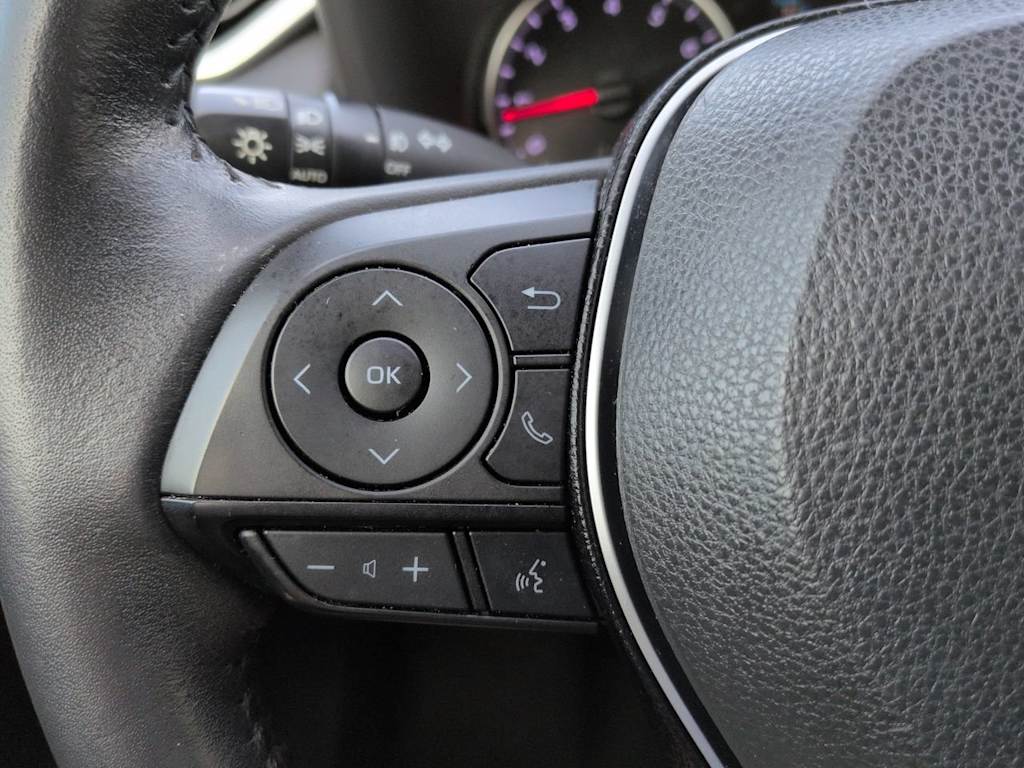Thumbnail: 2019 Toyota RAV4 - 25