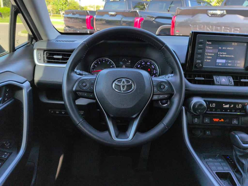 Thumbnail: 2019 Toyota RAV4 - 8