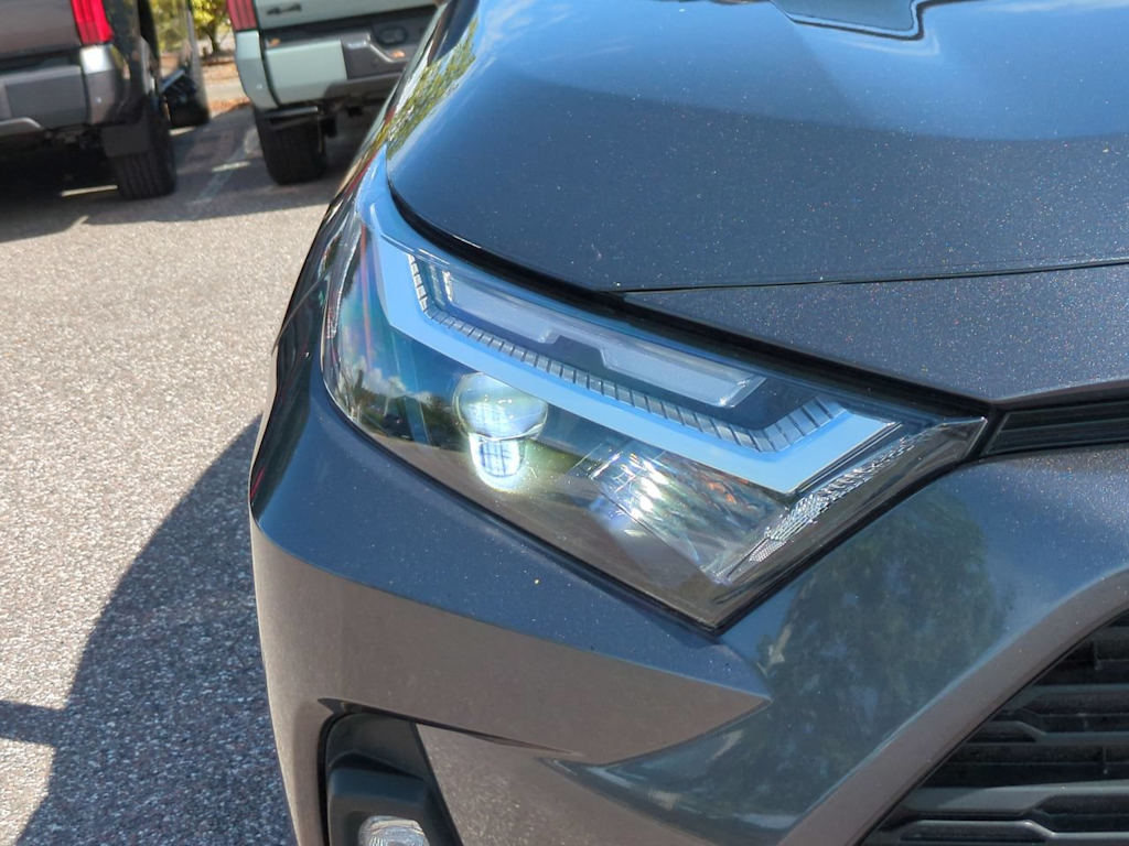 Thumbnail: 2024 Toyota RAV4 - 18