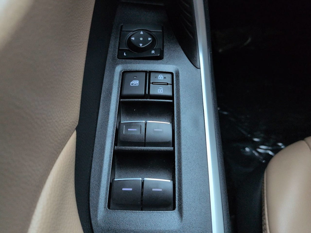 Thumbnail: 2025 Toyota RAV4 - 14